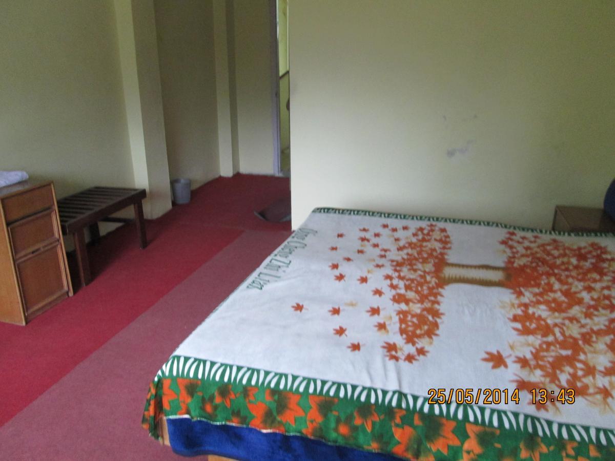 Pandey Lodge Buin Buitenkant foto